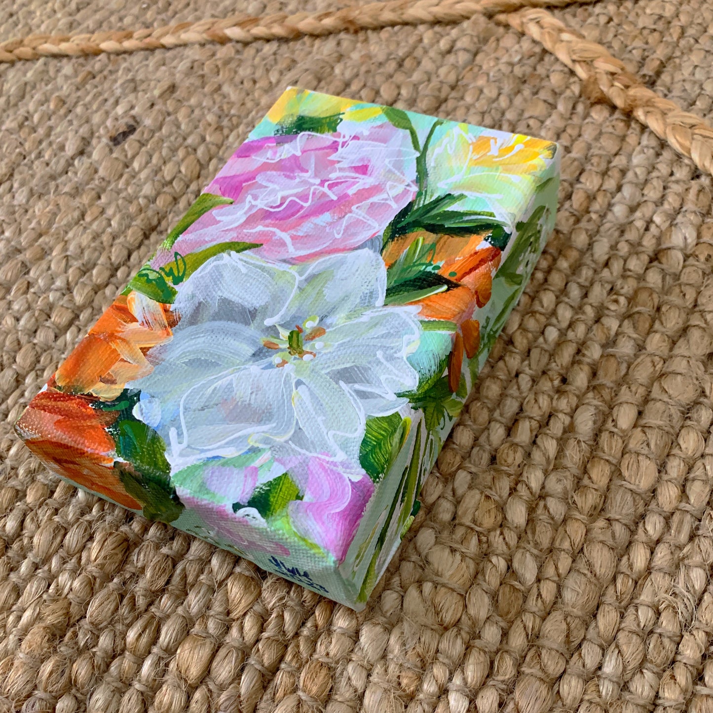 Lilly Shelfie